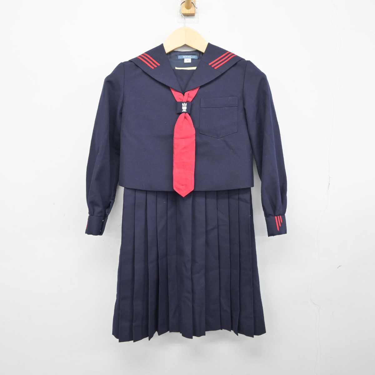 【中古】東京都 川村小学校 女子制服 5点 (セーラー服・ニット・ジャンパースカート) sf042956