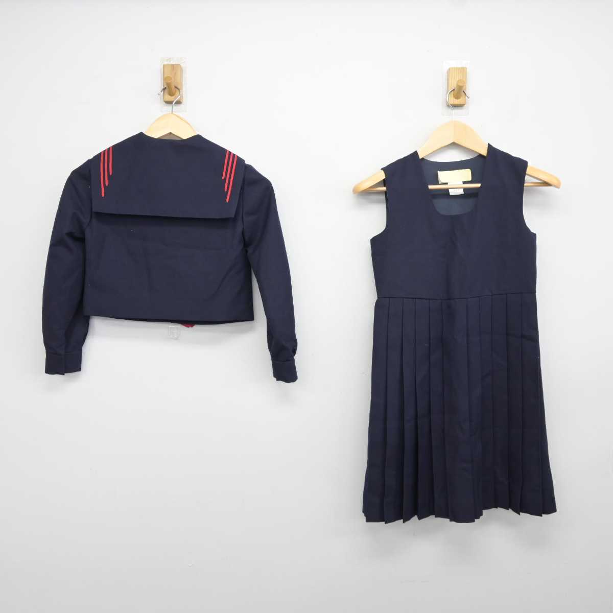 【中古】東京都 川村小学校 女子制服 5点 (セーラー服・ニット・ジャンパースカート) sf042956