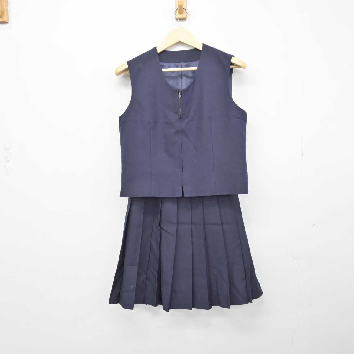 【中古】岩手県 一関第一高等学校 女子制服 3点 (ブレザー・ベスト・スカート) sf042983