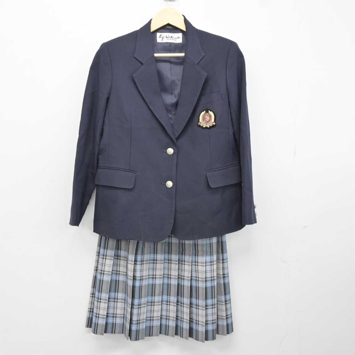 【中古】埼玉県 秀明高等学校 女子制服 4点 (ブレザー・スカート) sf043036