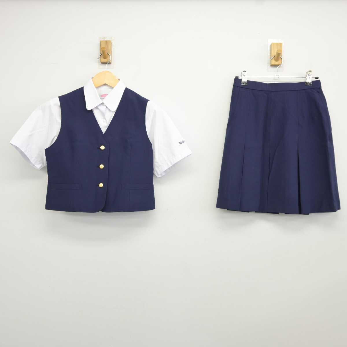 【中古】埼玉県 和光国際高等学校 女子制服 3点 (シャツ・ベスト・スカート) sf043081