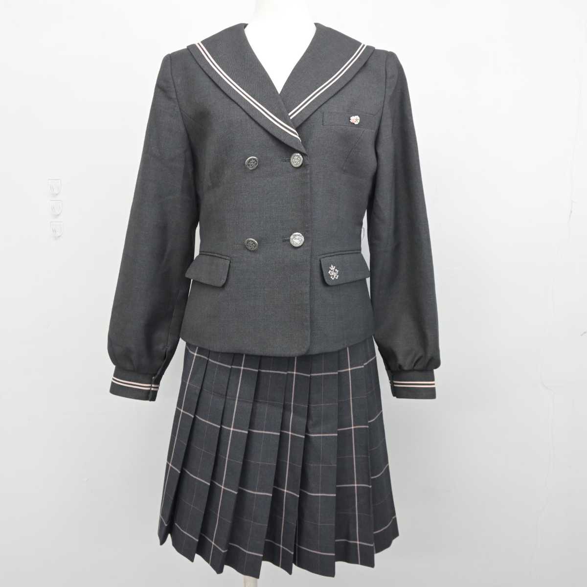 【中古】青森県 青森山田中学校 女子制服 5点 (ブレザー・ニット・スカート) sf043092