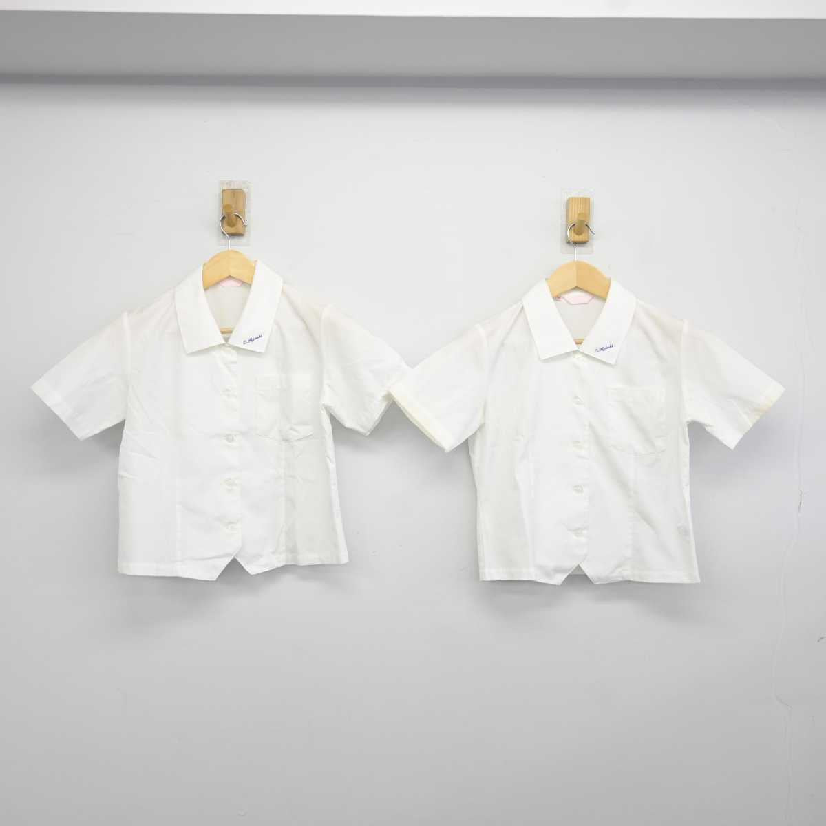 【中古】愛知県 知立東高等学校 女子制服 2点 (シャツ) sf043122