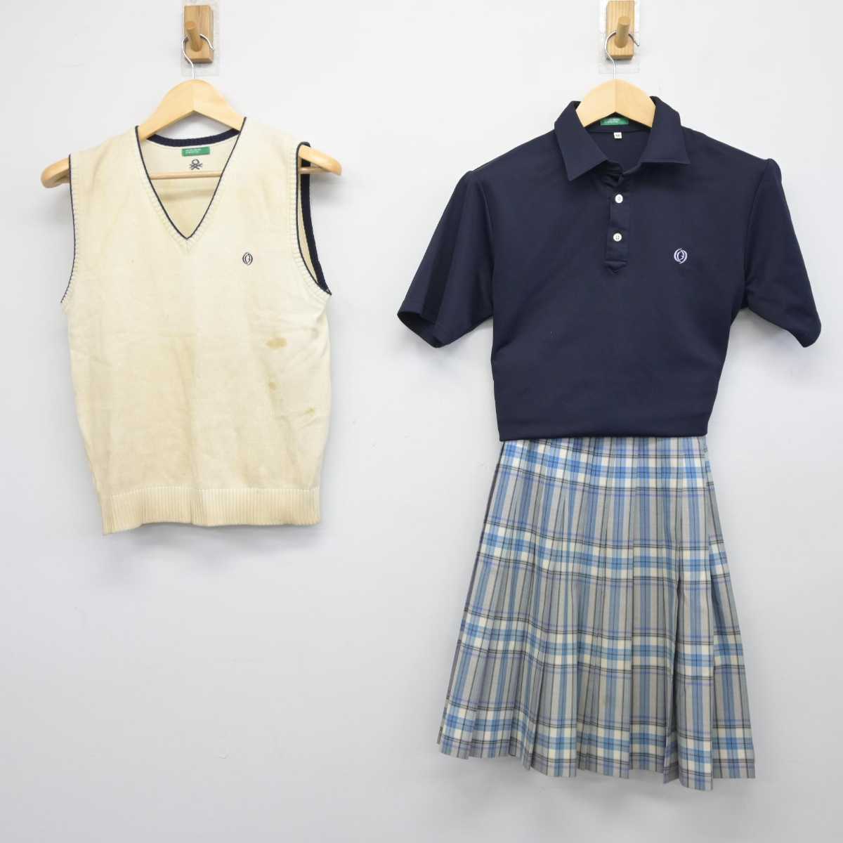 【中古】東京都 大森学園高等学校 女子制服 3点 (ニットベスト・シャツ・スカート) sf043255