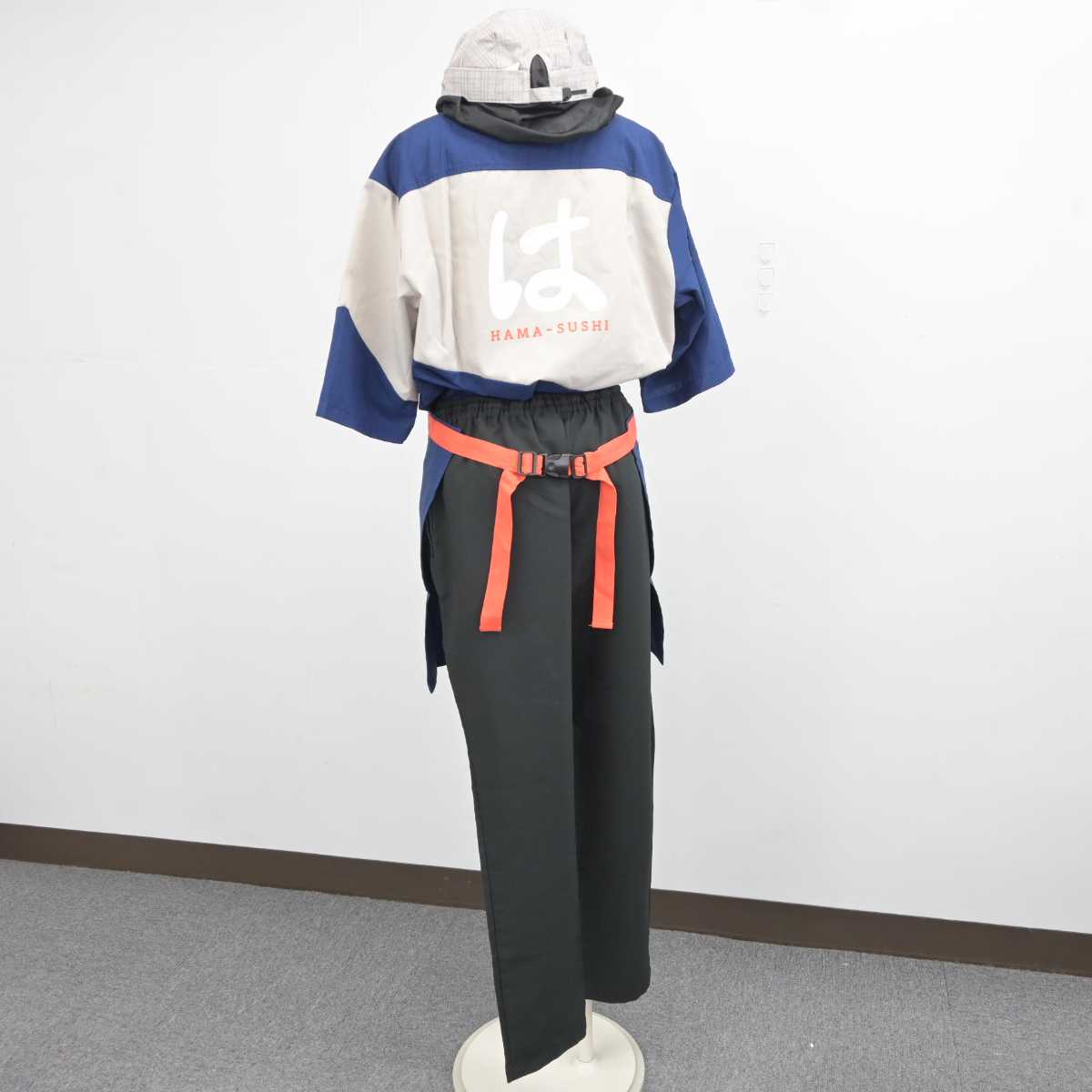 【中古】 はま寿司 女子制服 4点 (シャツ・ズボン・エプロン / サロン) sf043562