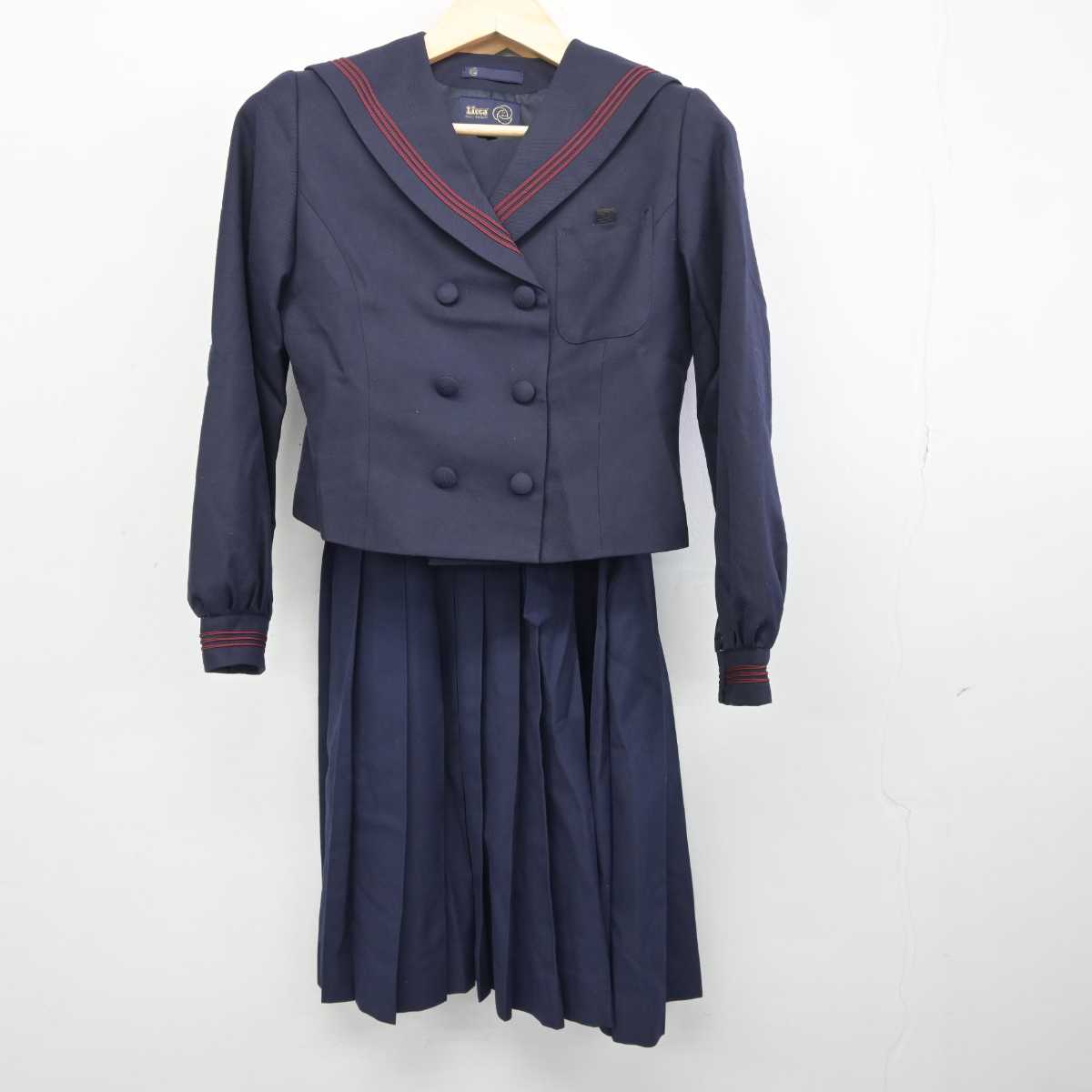 【中古】広島県 誠之中学校 女子制服 2点 (セーラー服・ジャンパースカート) sf043598