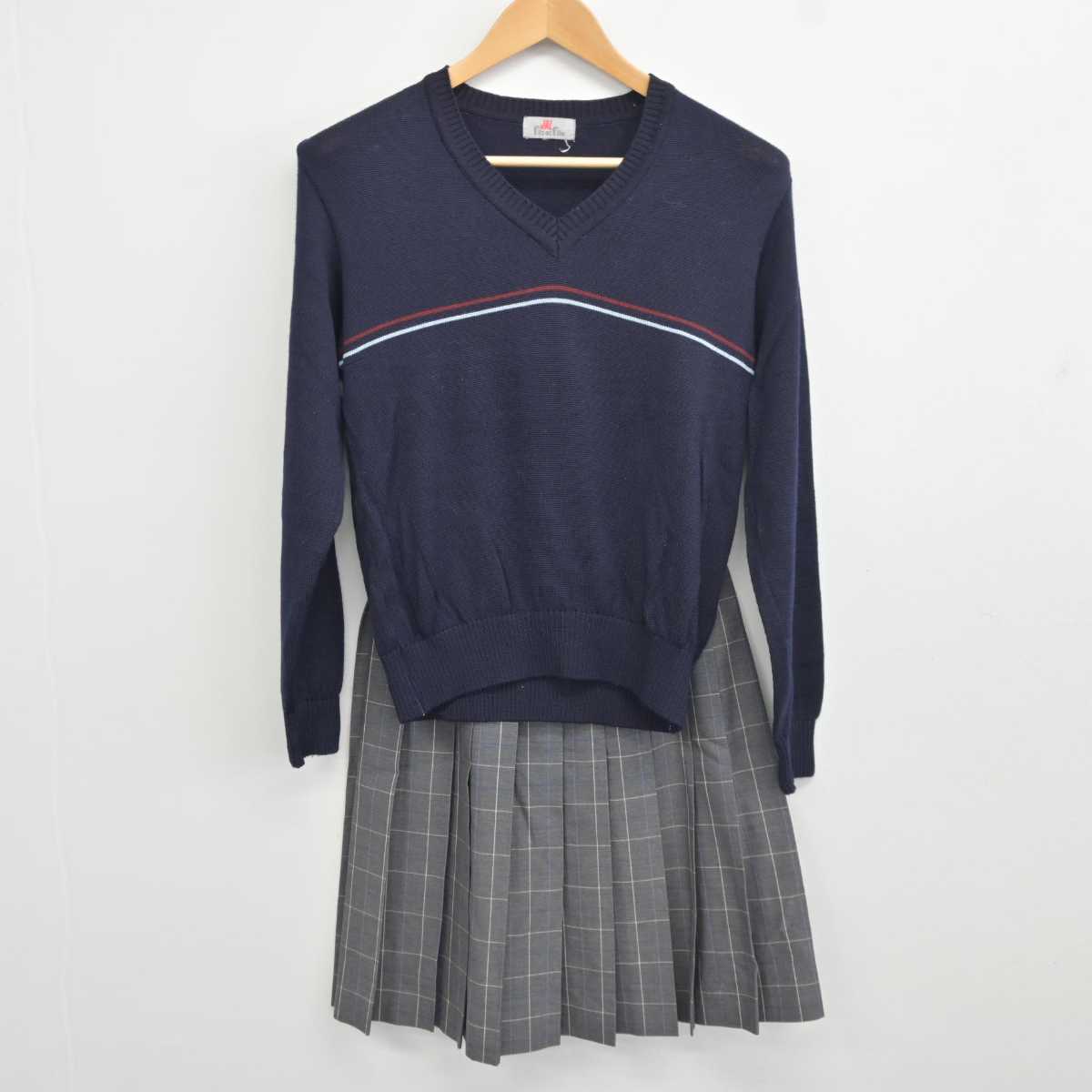 【中古】新潟県 新潟清心女子中学･高等学校 女子制服 2点 (ニット・スカート) sf043703