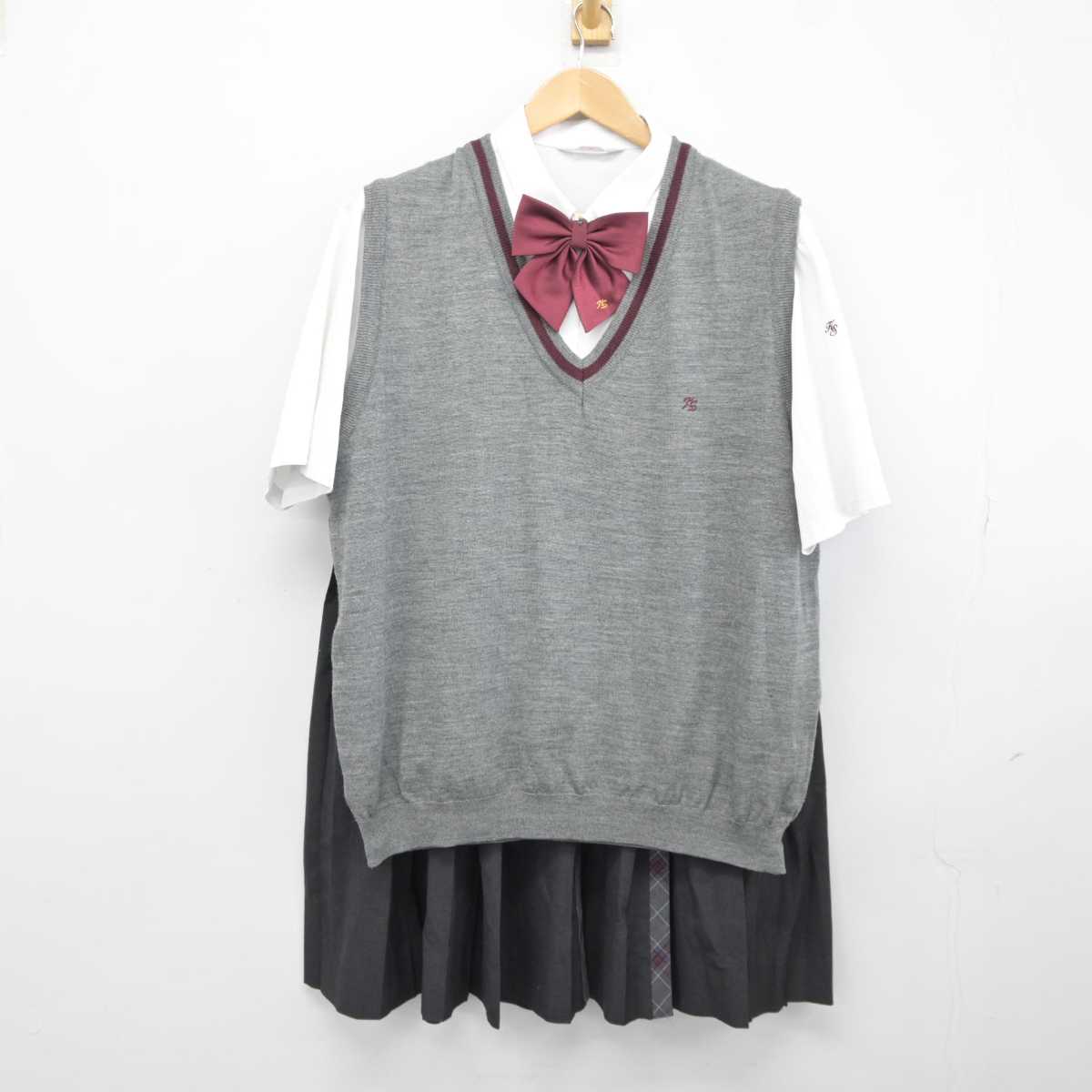 【中古】山梨県 甲斐清和高等学校 女子制服 4点 (ニットベスト・シャツ・スカート) sf043733