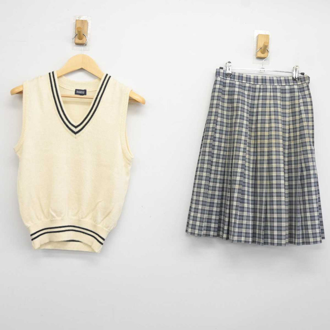 【中古】香川県 香川誠陵高等学校 女子制服 2点 (ニットベスト・スカート) sf043770 | 中古制服通販パレイド