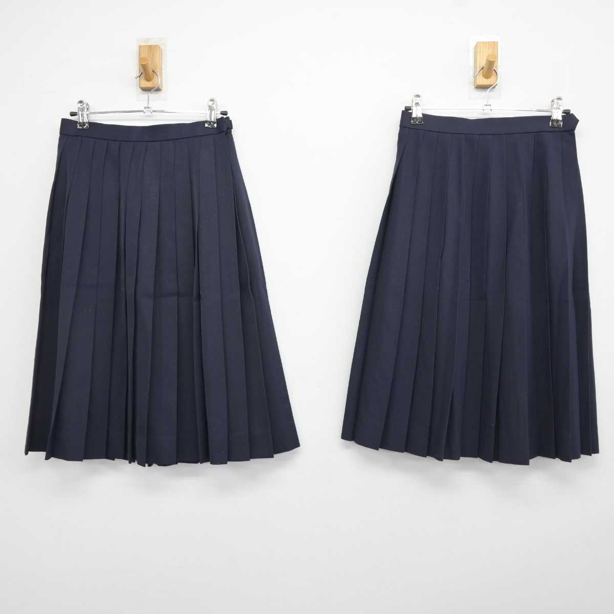 【中古】愛知県 常磐中学校 女子制服 3点 (セーラー服・スカート) sf043838