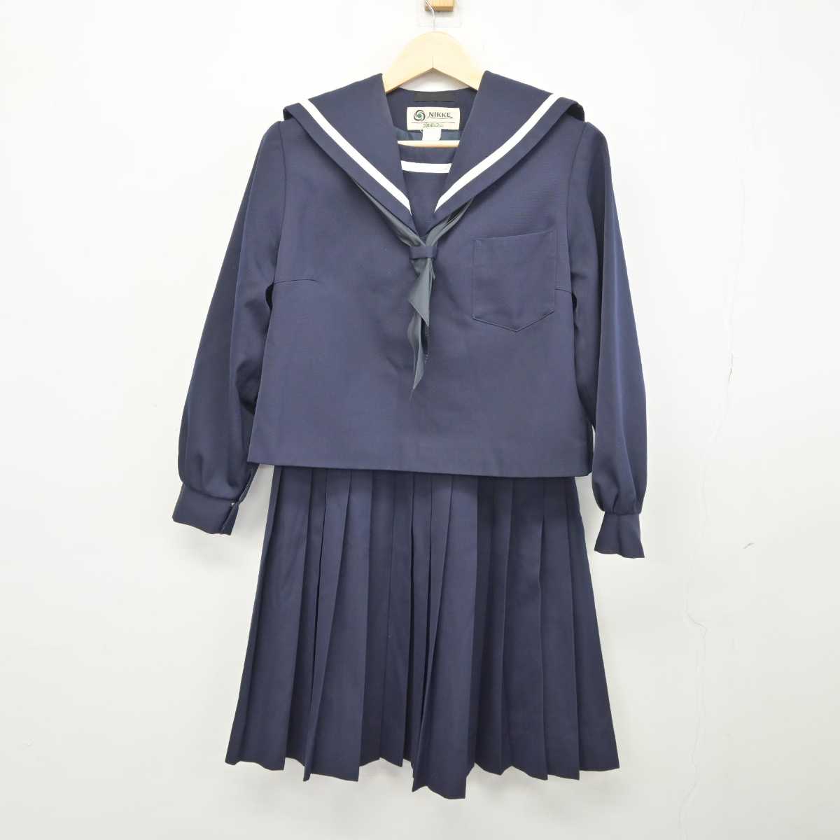 【中古】香川県 丸亀市立東中学校 女子制服 3点 (セーラー服・スカート) sf043868