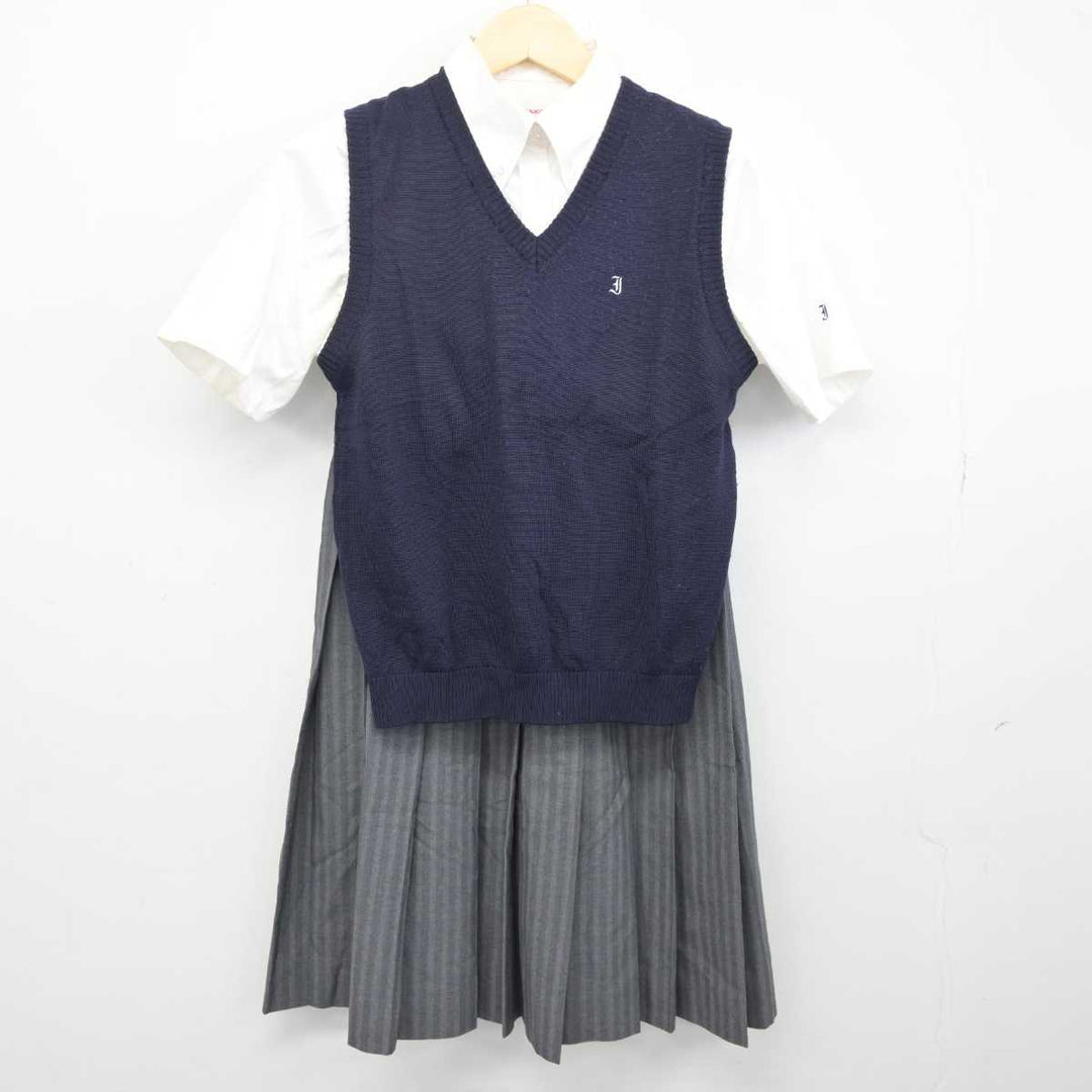 【中古】東京都 岩倉高等学校 女子制服 3点 (ニットベスト・シャツ・スカート) sf043914 | 中古制服通販パレイド