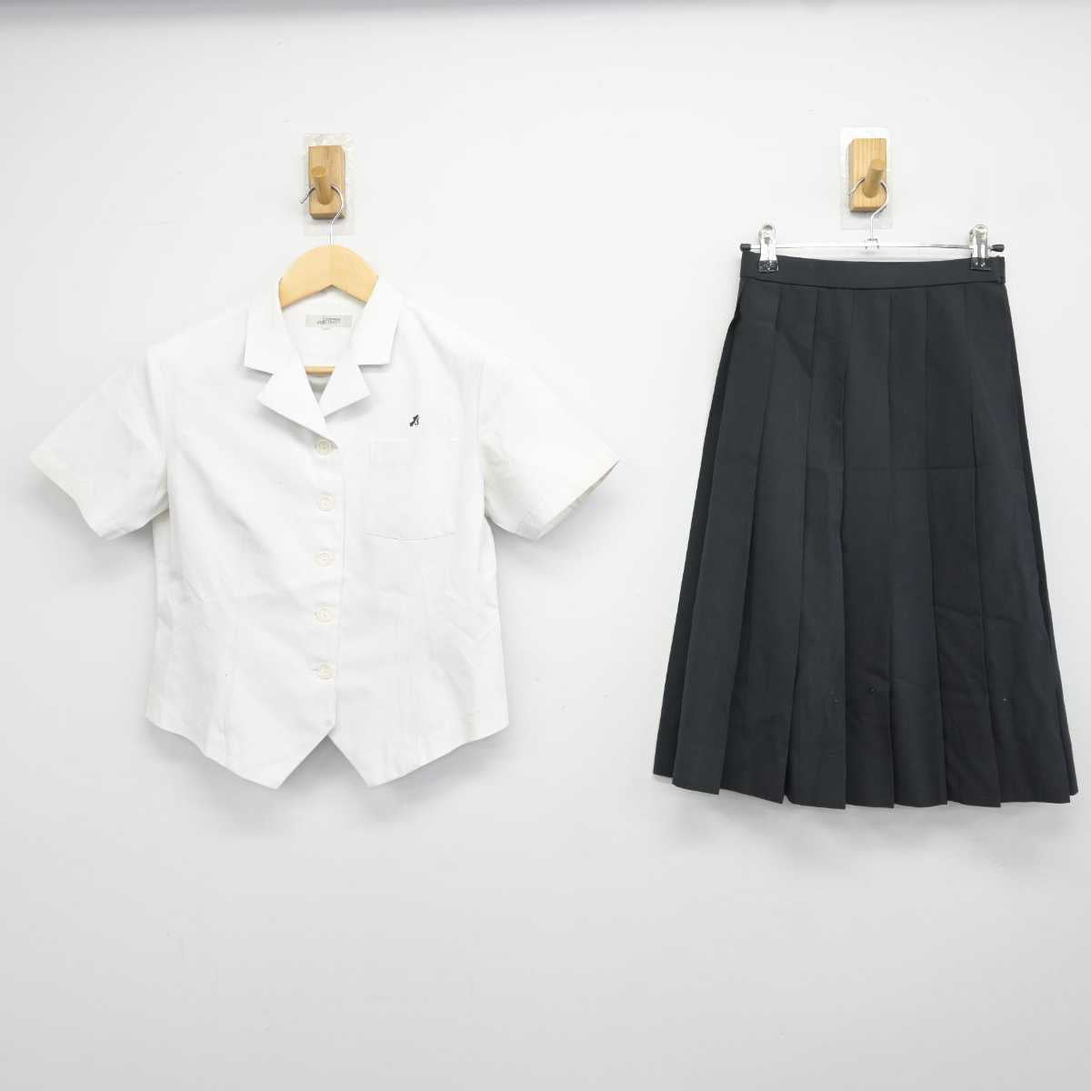 【中古】長崎県 佐世保北高等学校 女子制服 2点 (シャツ・スカート) sf043929