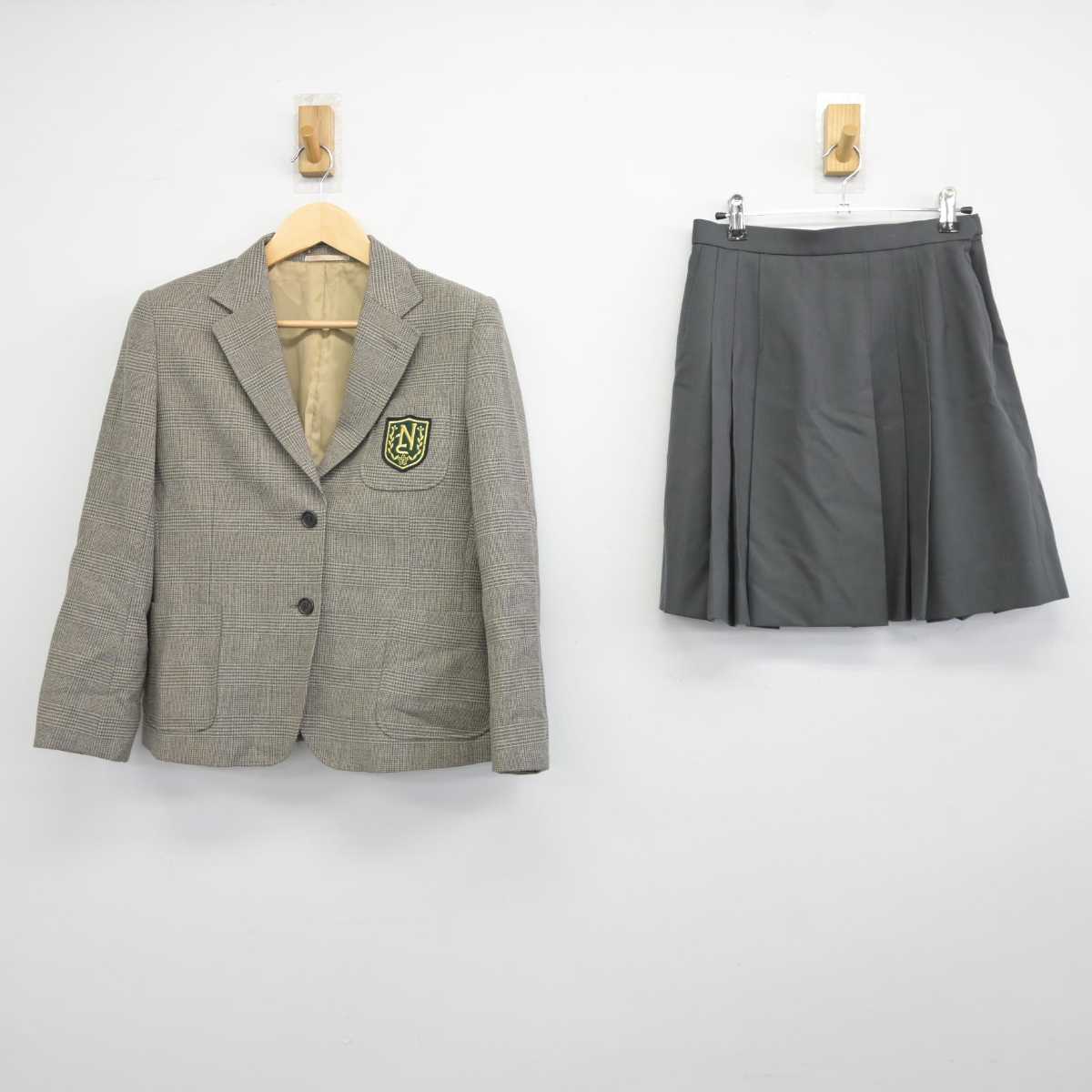 【中古】東京都 日本大学第二高等学校 女子制服 2点 (ブレザー・スカート) sf043934