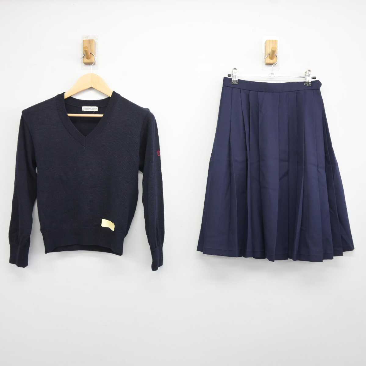 【中古】奈良県 帝塚山高等学校 女子制服 2点 (ニット・スカート) sf043940