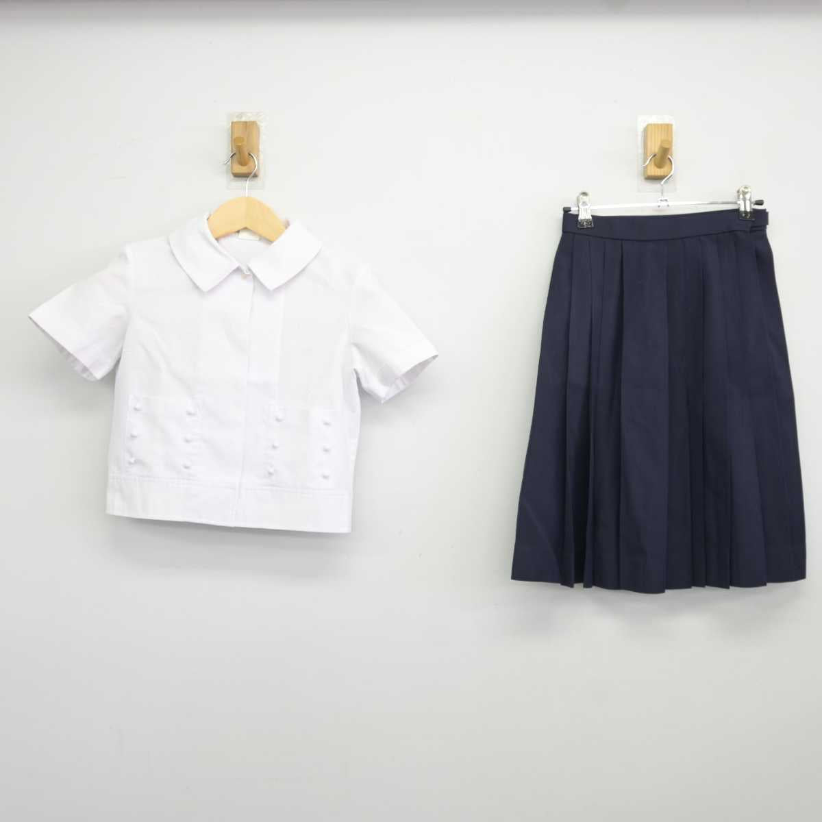 【中古】奈良県 帝塚山中学校 女子制服 2点 (シャツ・スカート) sf043945