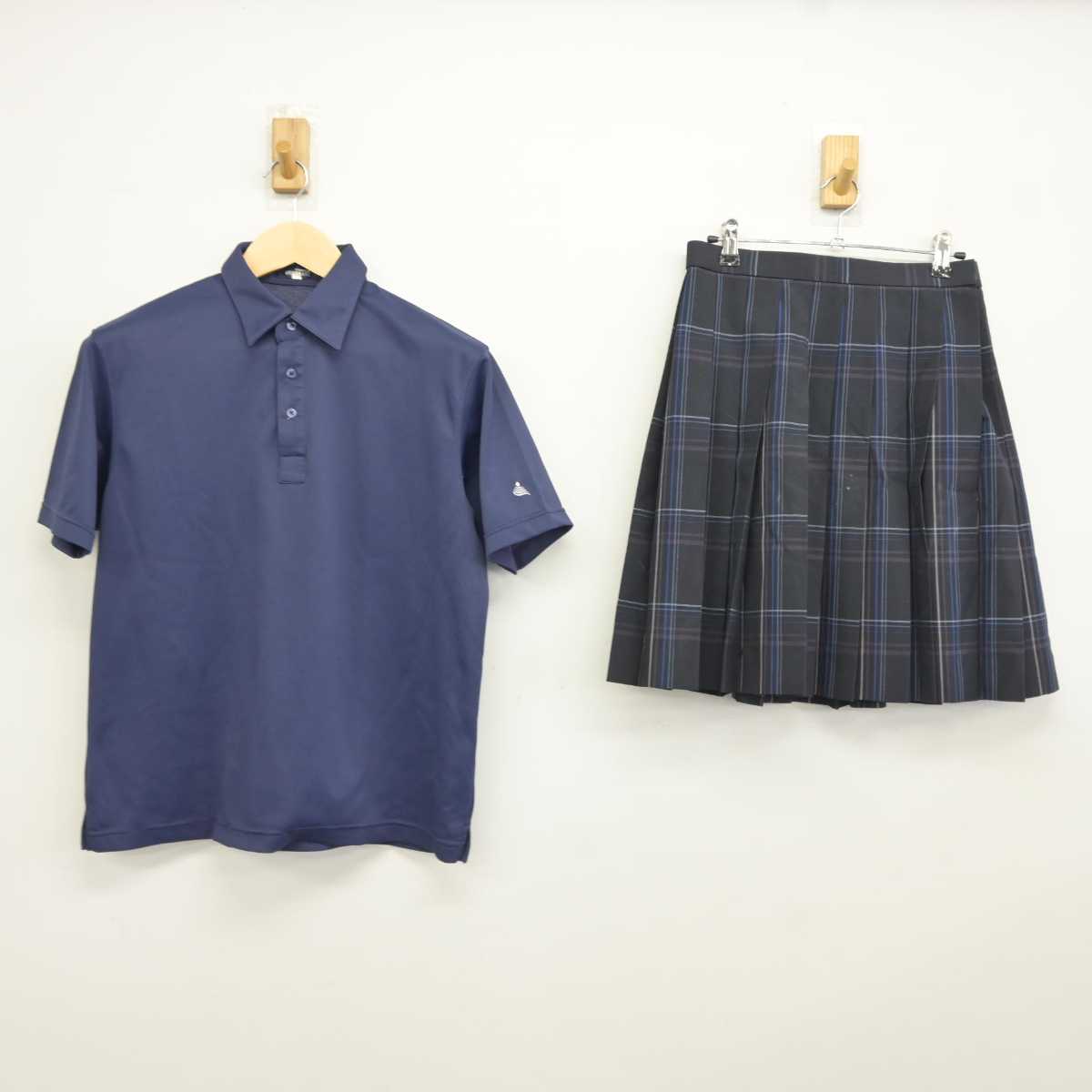 【中古】神奈川県 横浜創学館高等学校 女子制服 2点 (シャツ・スカート) sf043975