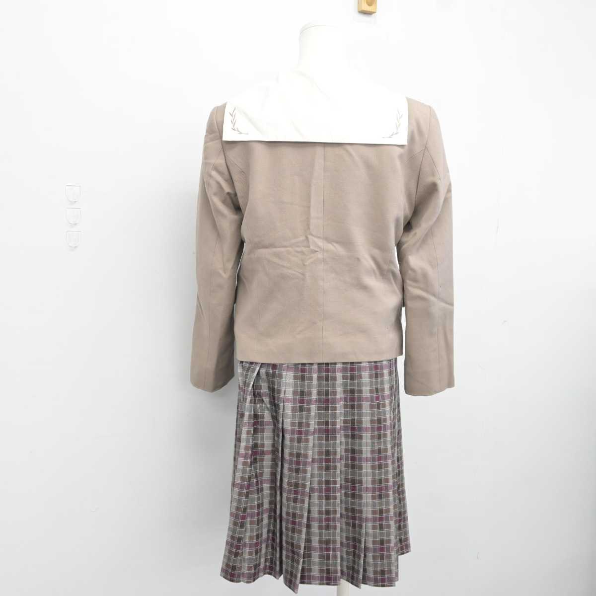 【中古】愛知県 名城大学附属高等学校 女子制服 3点 (ブレザー・セーラー服・スカート) sf044054