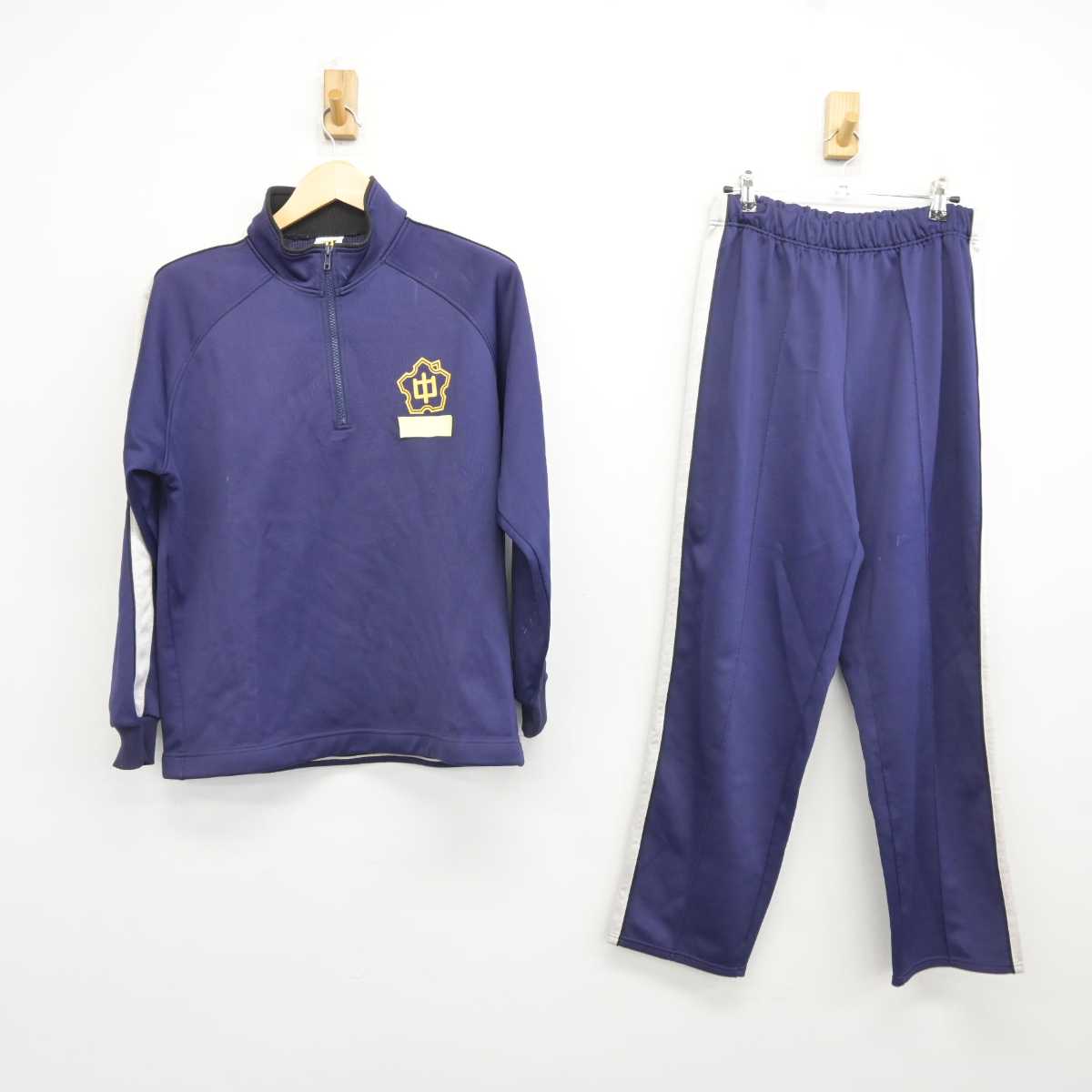 【中古】愛知県 犬山中学校 男子制服 2点 (ジャージ 上・ジャージ 下) sf044077