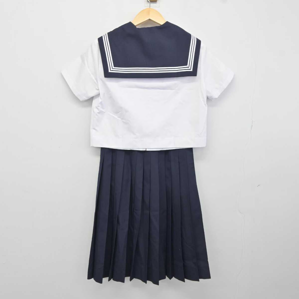 【中古】愛知県 尾西第二中学校 女子制服 4点 (セーラー服・スカート) sf044079