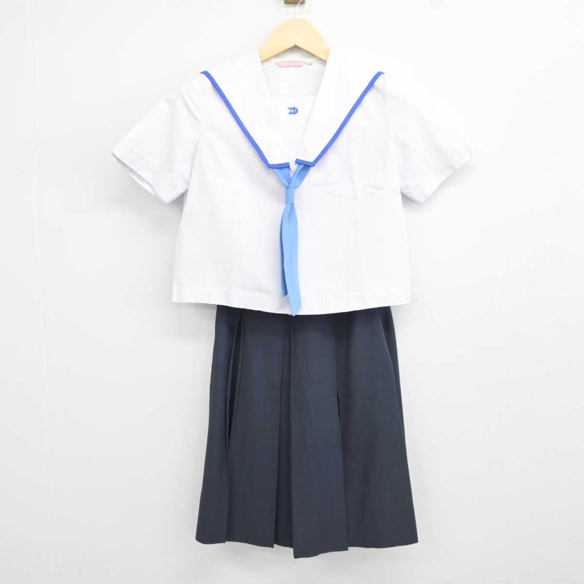 【中古】和歌山県 高野口中学校 女子制服 4点 (セーラー服・スカート) sf044109