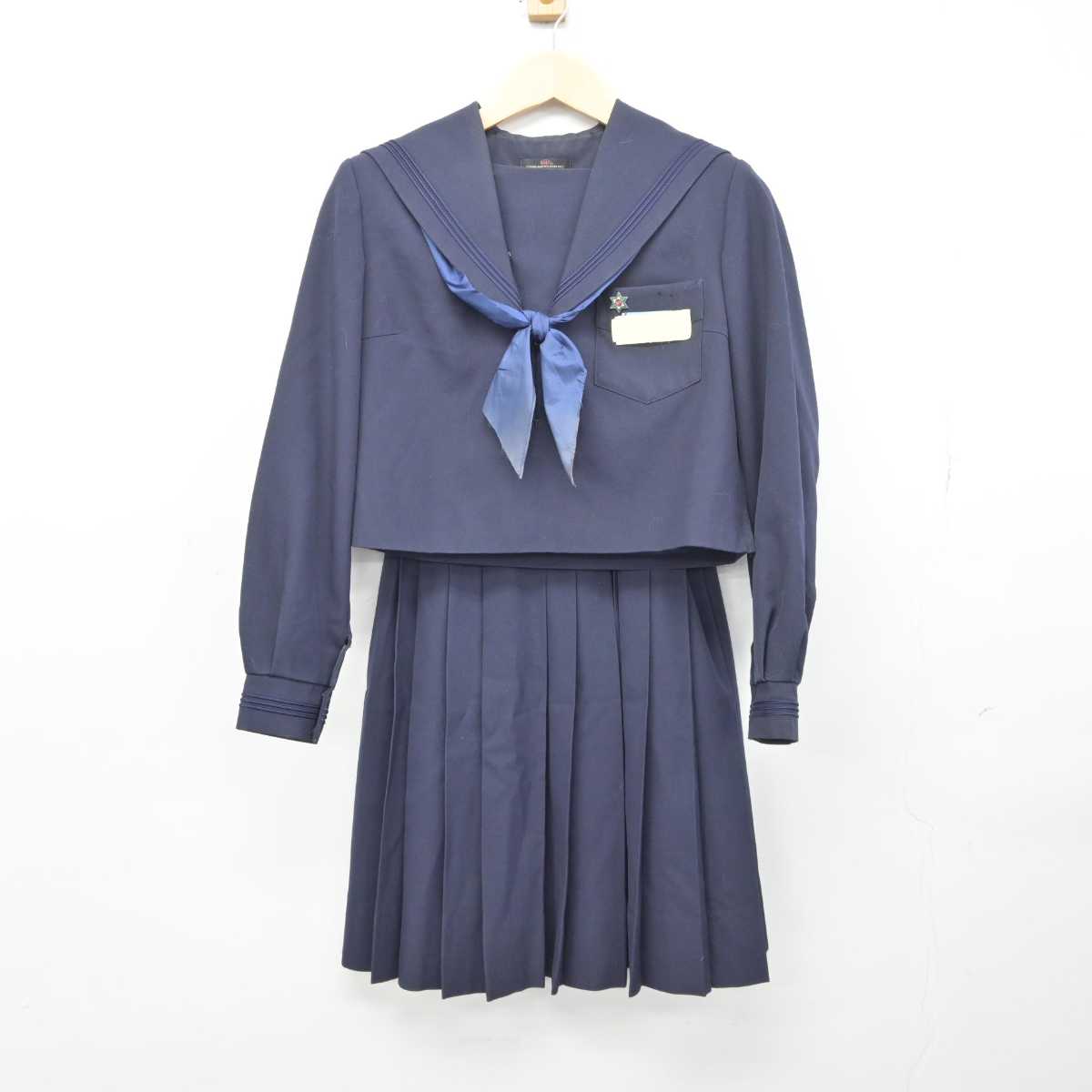 【中古】大阪府 大阪市立十三中学校 女子制服 3点 (セーラー服・スカート) sf044264