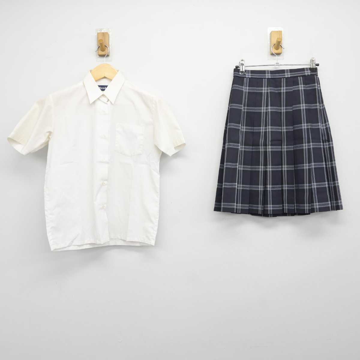 【中古】東京都 板橋高等学校 女子制服 2点 (シャツ・スカート) sf044281