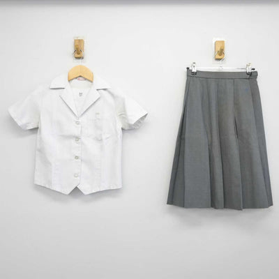 【中古】三重県 三重大学教育学部附属中学校 女子制服 2点 (シャツ・スカート) sf044322