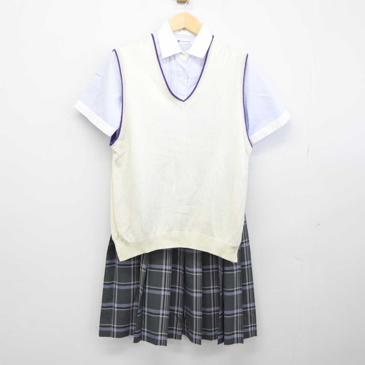 【中古】大阪府 関西大学中等部 女子制服 3点 (ニットベスト・シャツ・スカート) sf044361