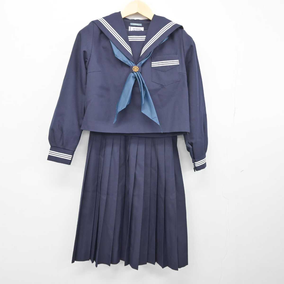 【中古】兵庫県 山陽中学校 女子制服 4点 (セーラー服・ベスト・スカート) sf044373