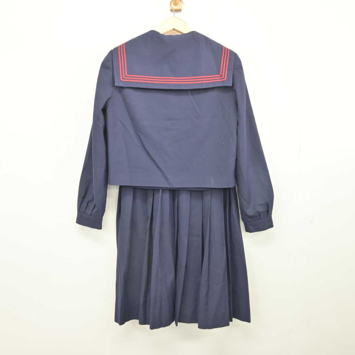 【中古】福岡県 飯塚第一中学校 女子制服 3点 (セーラー服・スカート) sf044413