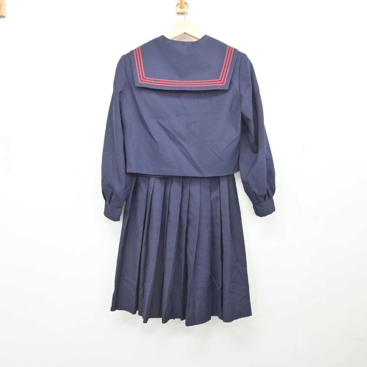 【中古】福岡県 飯塚第一中学校 女子制服 3点 (セーラー服・ニット・スカート) sf044414