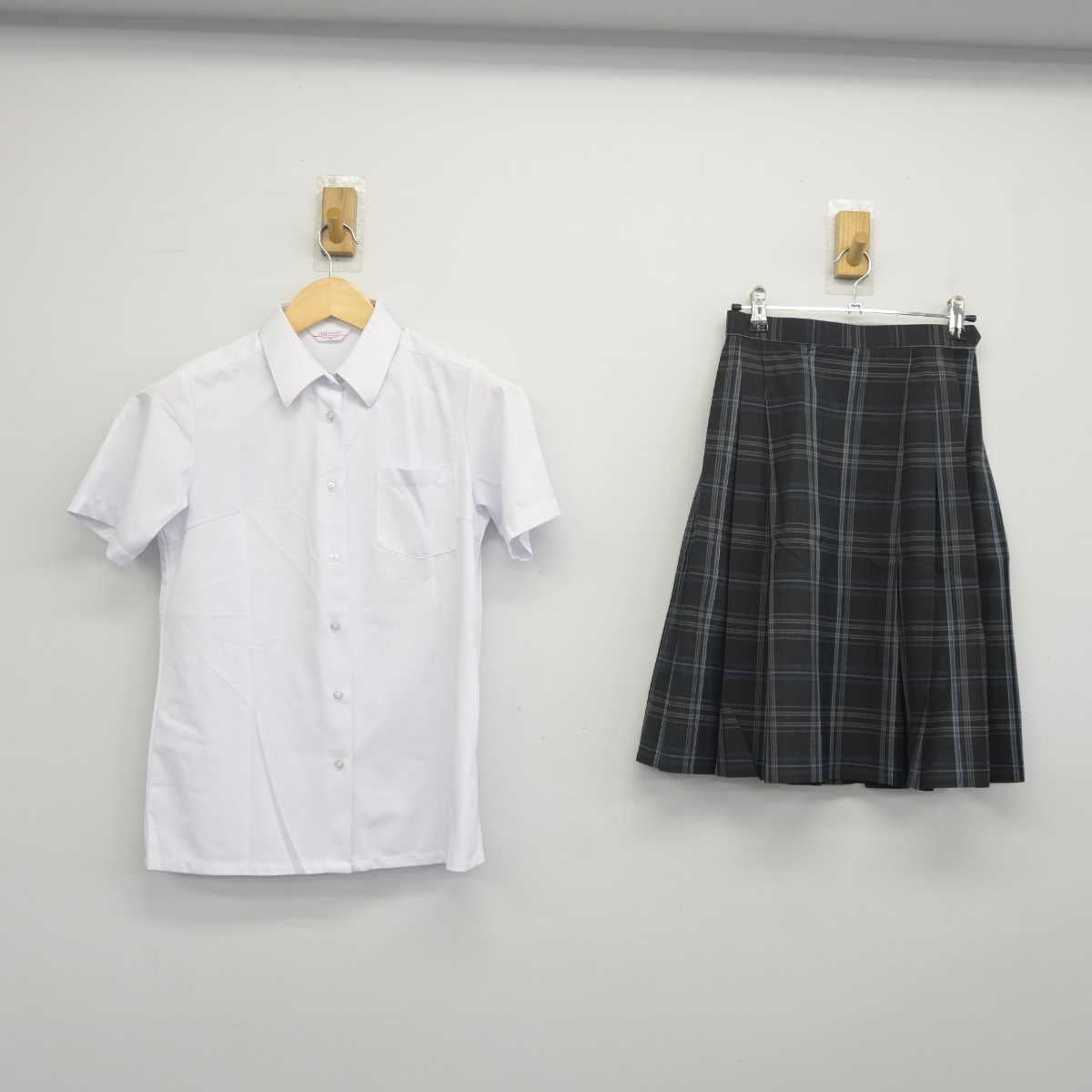 【中古】大阪府 西陵中学校 女子制服 2点 (シャツ・スカート) sf044501