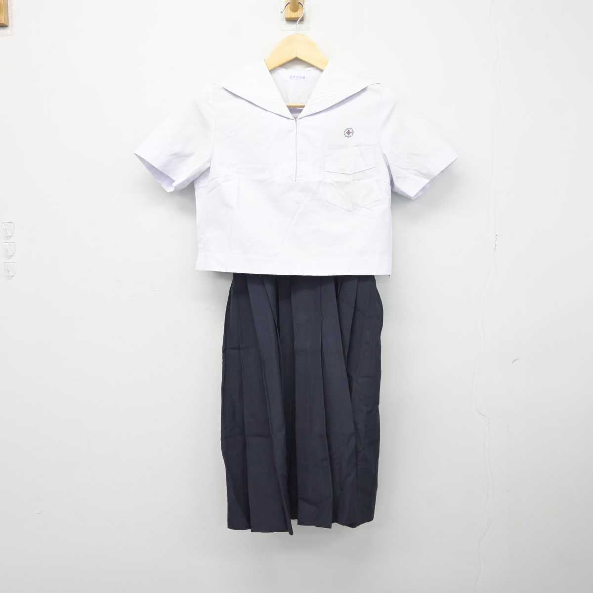 【中古】福岡県 筑紫女学園中学高等学校 女子制服 3点 (セーラー服・スカート) sf044522