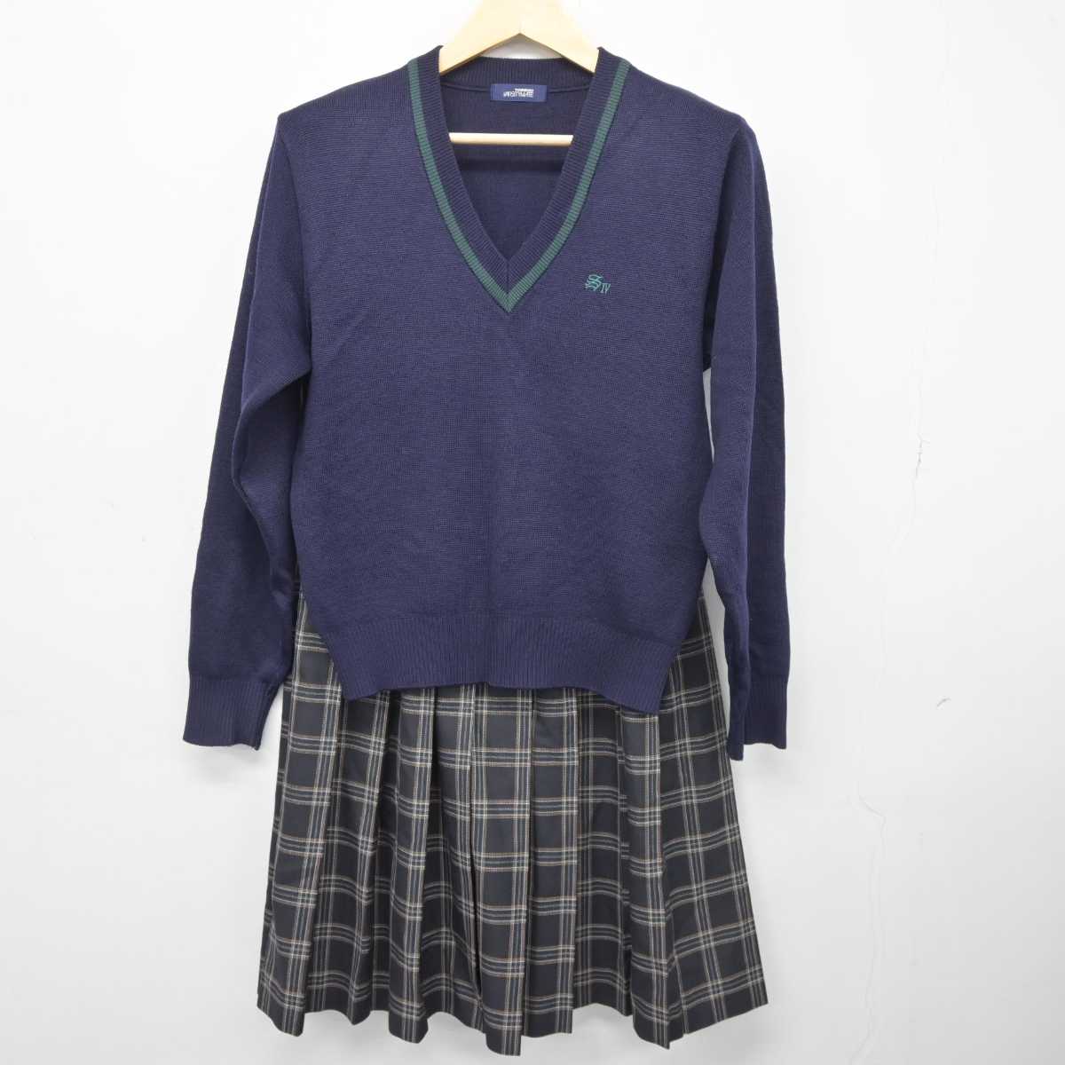 【中古】東京都 志村第四中学校 女子制服 3点 (ブレザー・ニット・スカート) sf044558