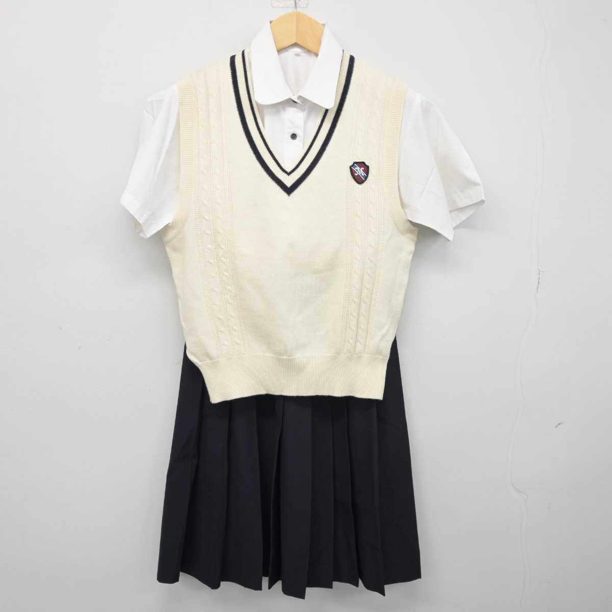 【中古】岡山県 倉敷南高等学校 女子制服 3点 (ニットベスト・シャツ・スカート) sf044566