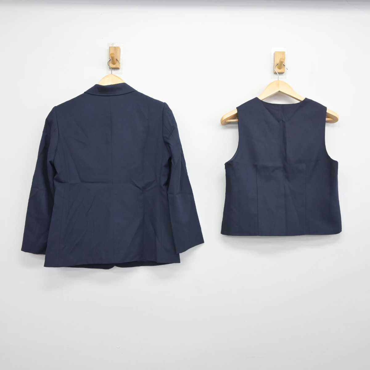 【中古】神奈川県 生田中学校 女子制服 2点 (ブレザー・ベスト) sf044604