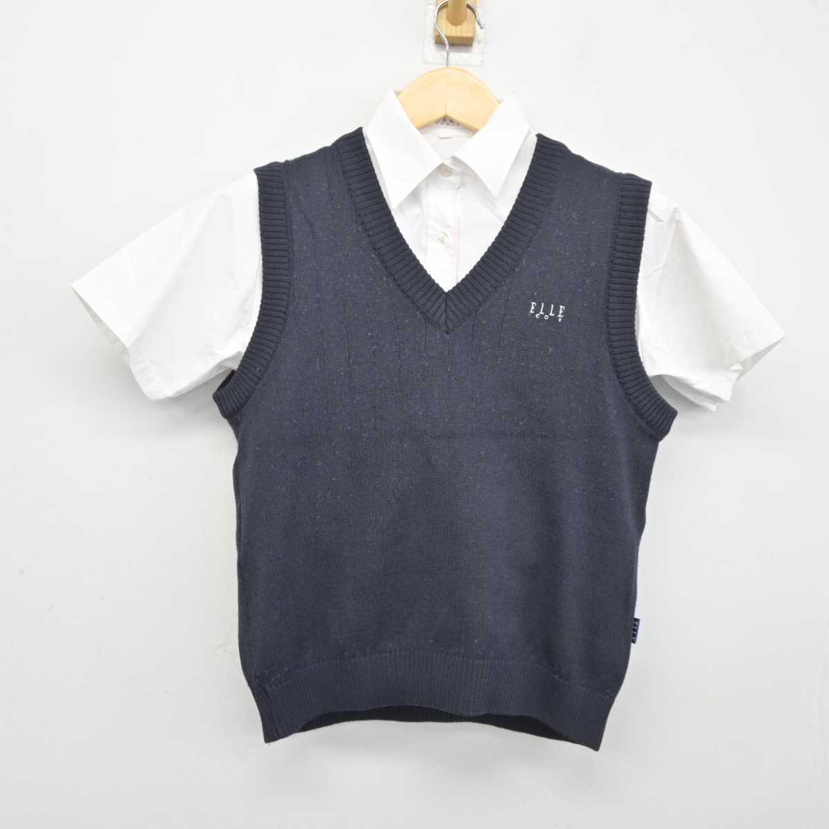 【中古】東京都 共立女子第二中学校 女子制服 2点 (シャツ・ニットベスト) sf044612