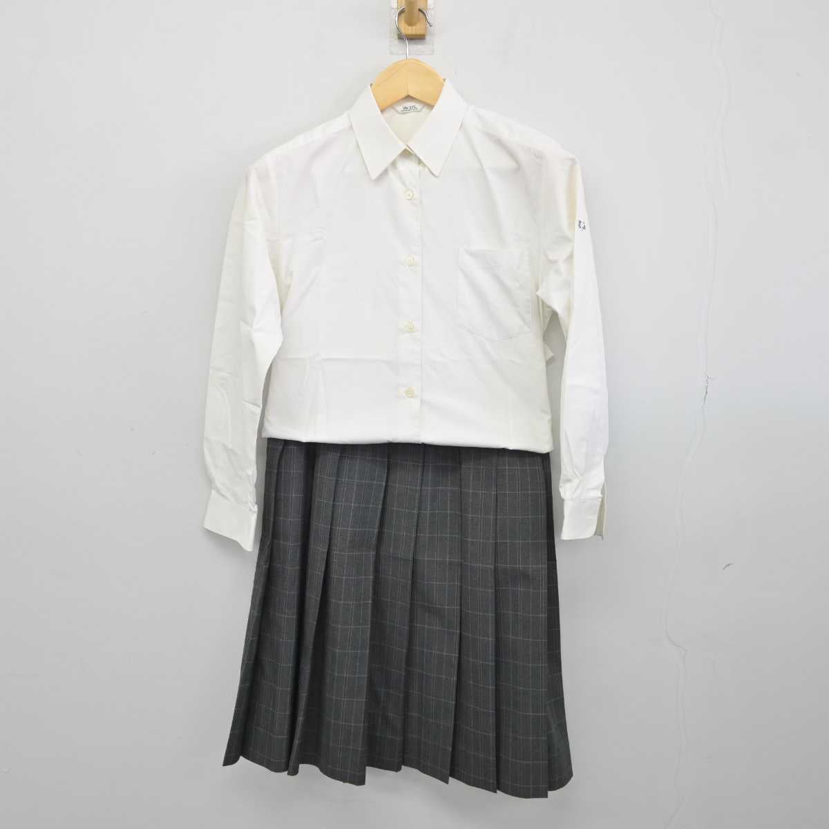 【中古】富山県 富山いずみ高等学校 女子制服 2点 (シャツ・スカート) sf044619