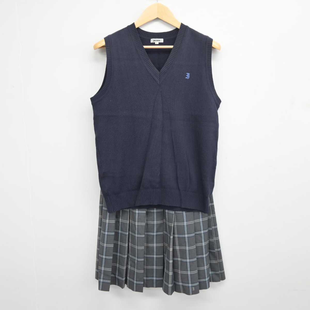 【中古】埼玉県 岩槻高等学校 女子制服 2点 (ニットベスト・スカート) sf044675