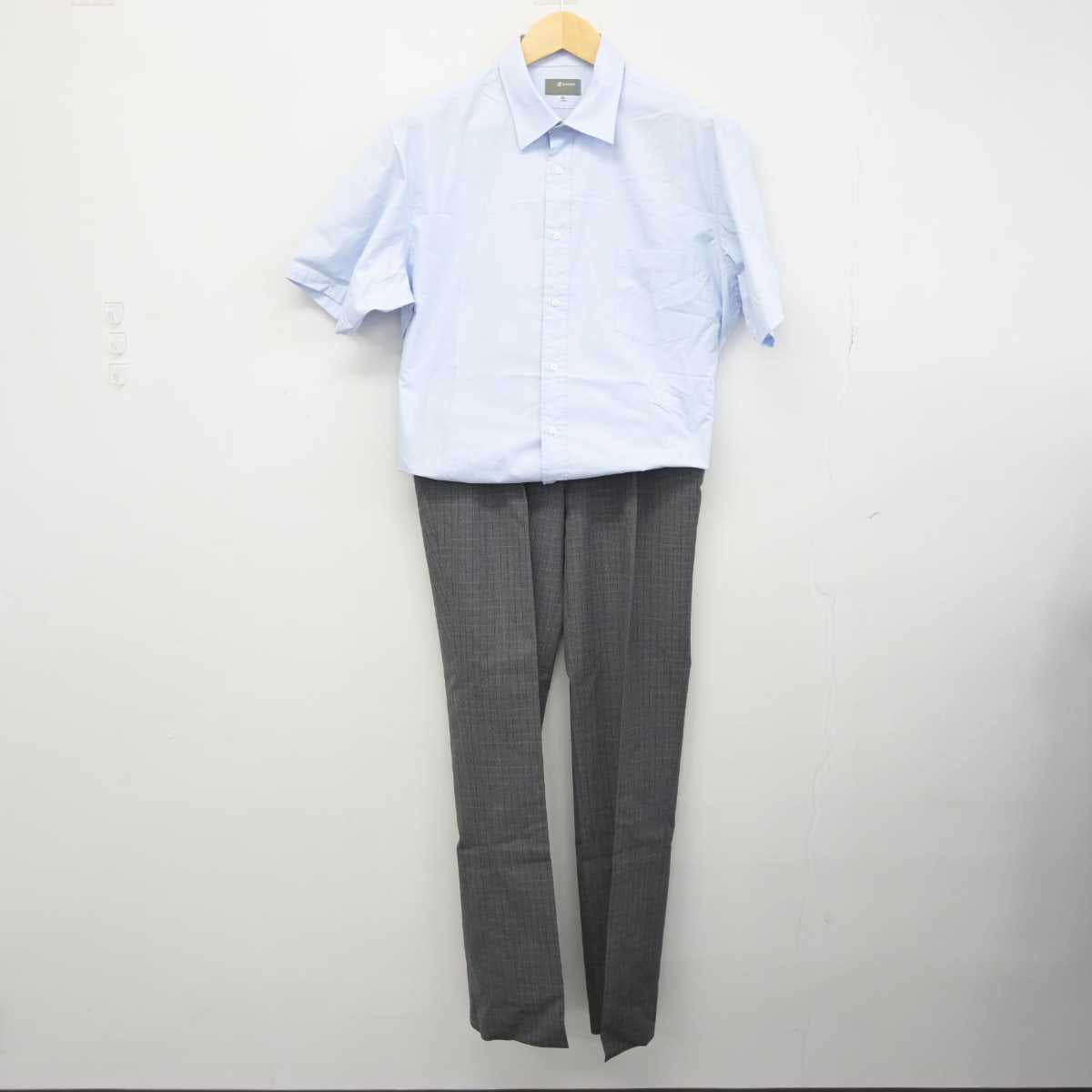 【中古】 飛鳥未来高等学校 男子制服 3点 (シャツ・ズボン) sf044681