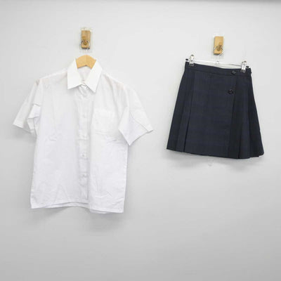 【中古】 星槎国際高等学校 女子制服 2点 (シャツ・スカート) sf044770