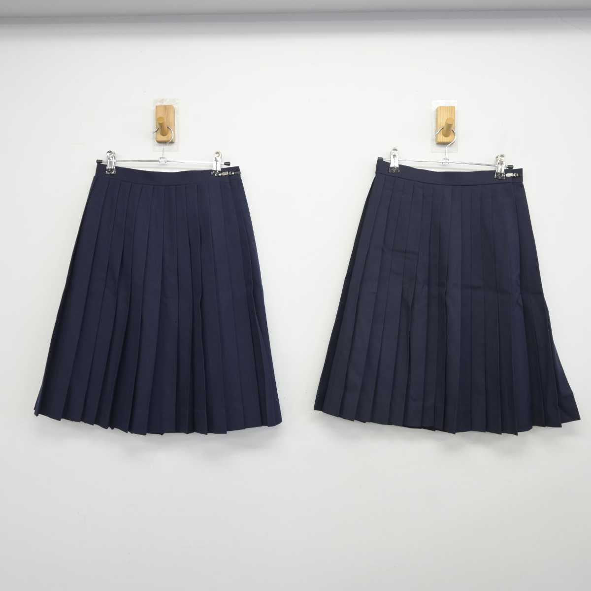 【中古】和歌山県 新宮市立緑丘中学校 女子制服 4点 (セーラー服・スカート) sf044871