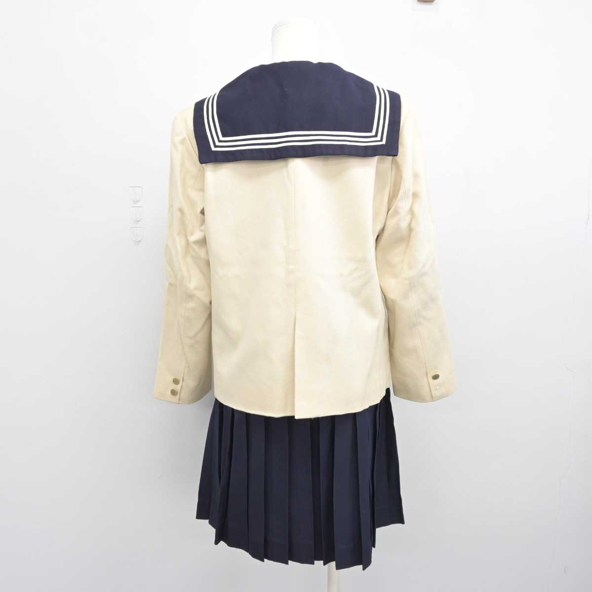 【中古】東京都 目白研心高等学校 女子制服 4点 (ブレザー・セーラー服・スカート) sf044907