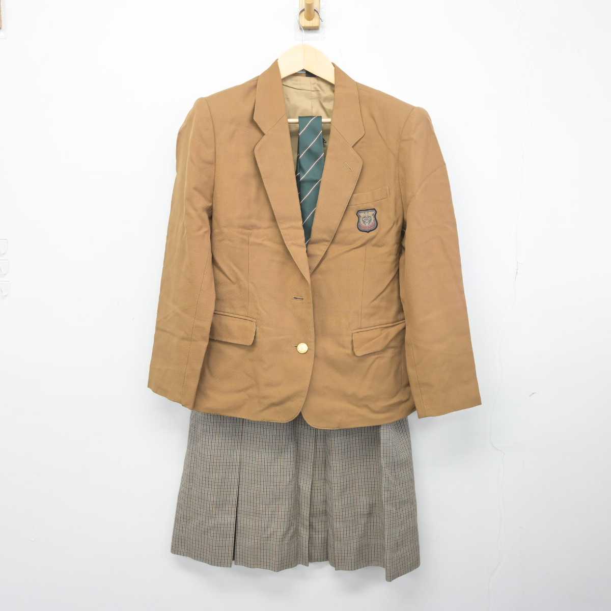 【中古】長崎県 長崎商業高等学校 女子制服 4点 (ブレザー・ニット・スカート) sf044955