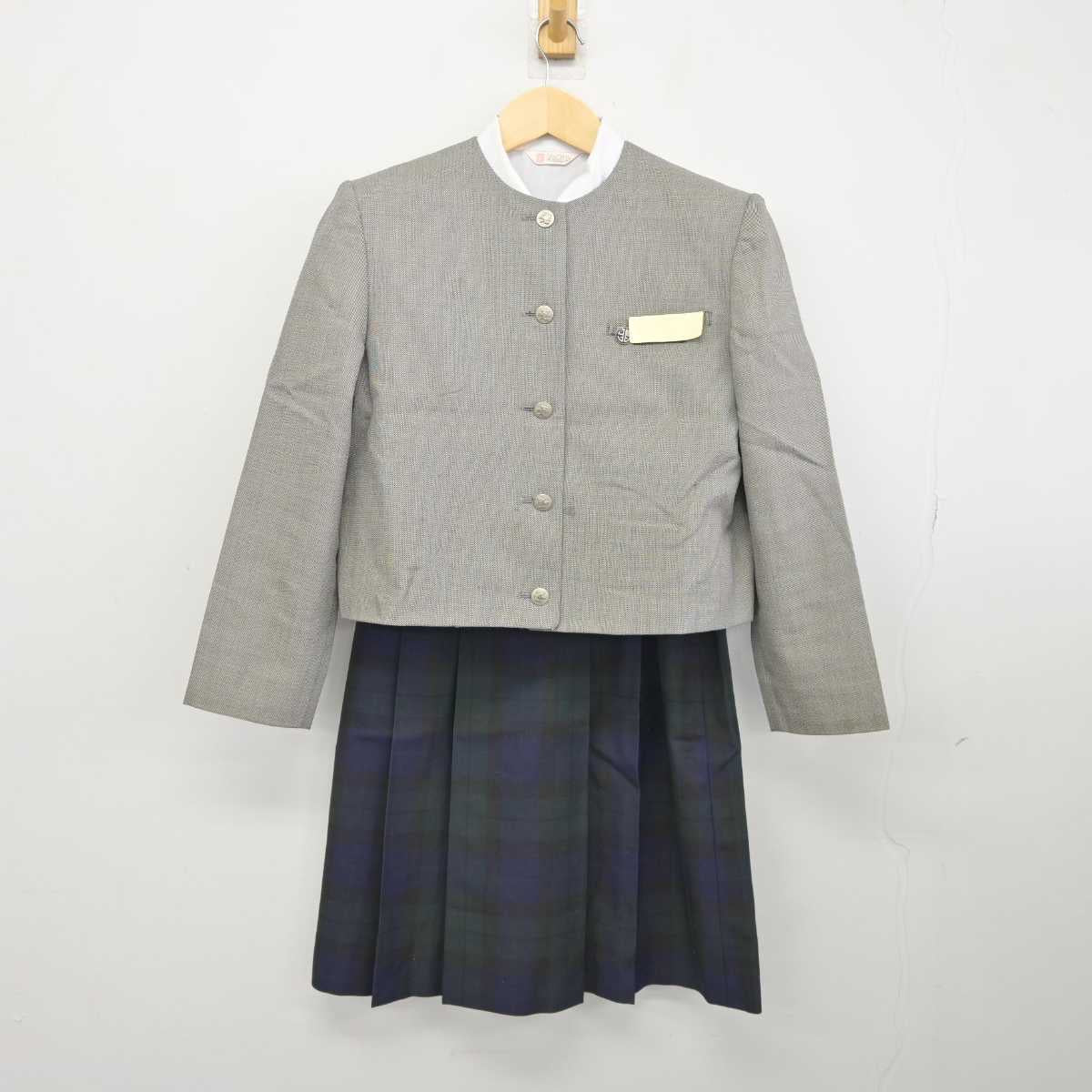 【中古】長崎県 鳴北中学校 女子制服 6点 (ブレザー・ベスト・シャツ・スカート) sf044958