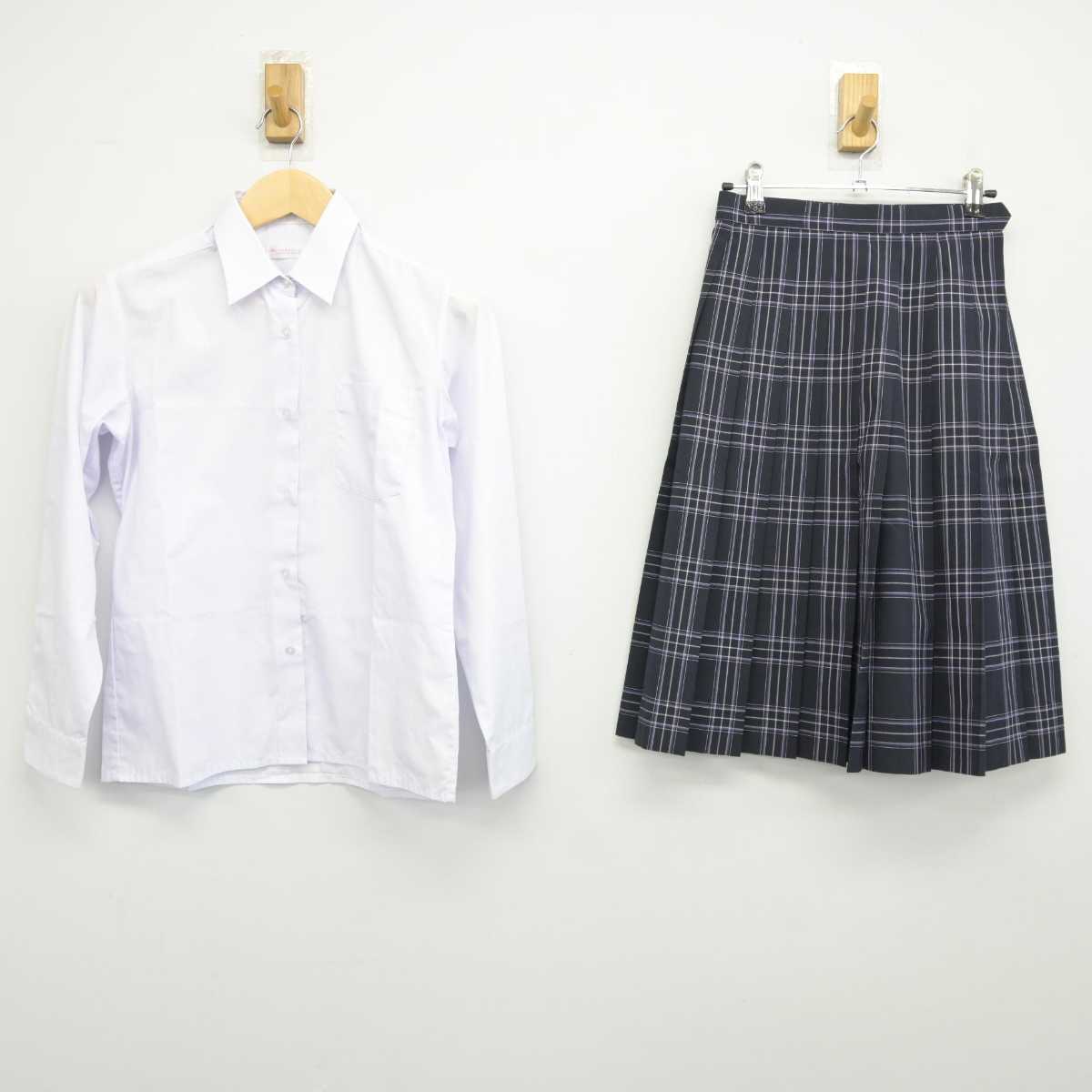 【中古】東京都 中野区立第二中学校 女子制服 2点 (シャツ・スカート) sf044979