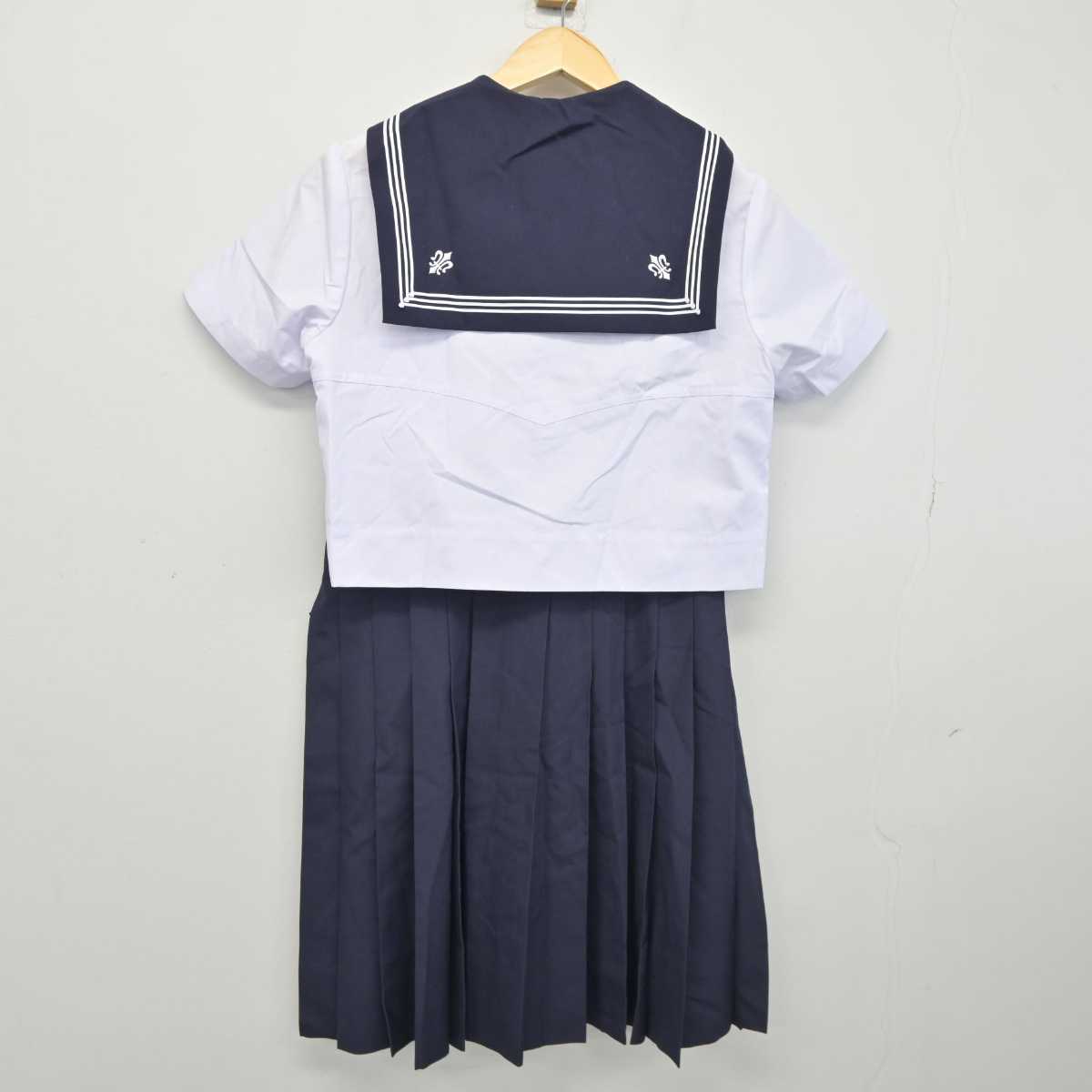 【中古】宮城県 仙台白百合学園小学校 女子制服 3点 (セーラー服・スカート) sf045064