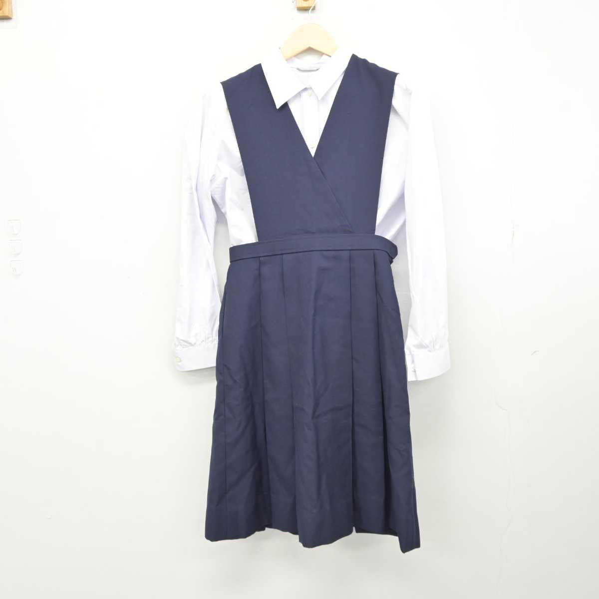 【中古】大阪府 大阪信愛学院高等学校 女子制服 3点 (ブレザー・シャツ・ジャンパースカート) sf045103