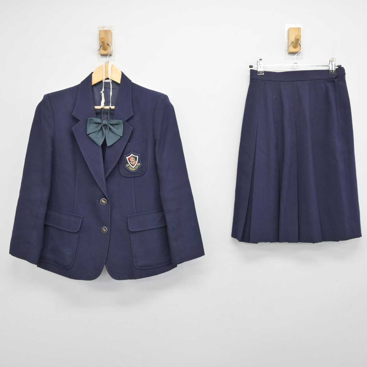 【中古】埼玉県 岩槻高等学校 女子制服 3点 (ブレザー・スカート) sf045204